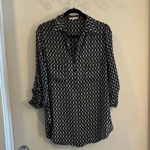 Black and White Patterned Women's Top
